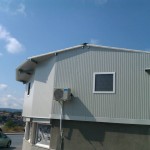 Доставка на покривни и фасадни панели за разширение на склад за крепежни елементи на НИС - 1 в гр. Варна-2